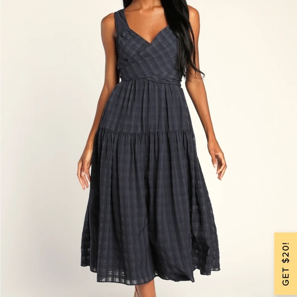 Lulus Dresses & Skirts - Lulus navy blue dress